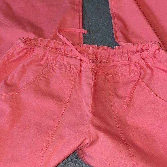 SB Scrub pants! NWOT! Size XS! Pink! - Picture 3 of 4